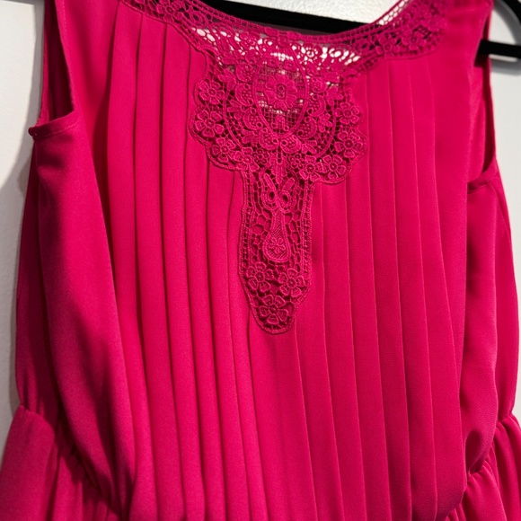 Jessica Simpson Pink Pleated Lace Midi Dress – Size 2 - Picture 3 of 7